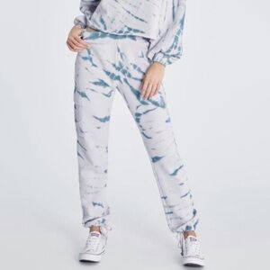 NWT Wildfox Nikki Cargo Sweatpants in Muse Spiral Tie Dye